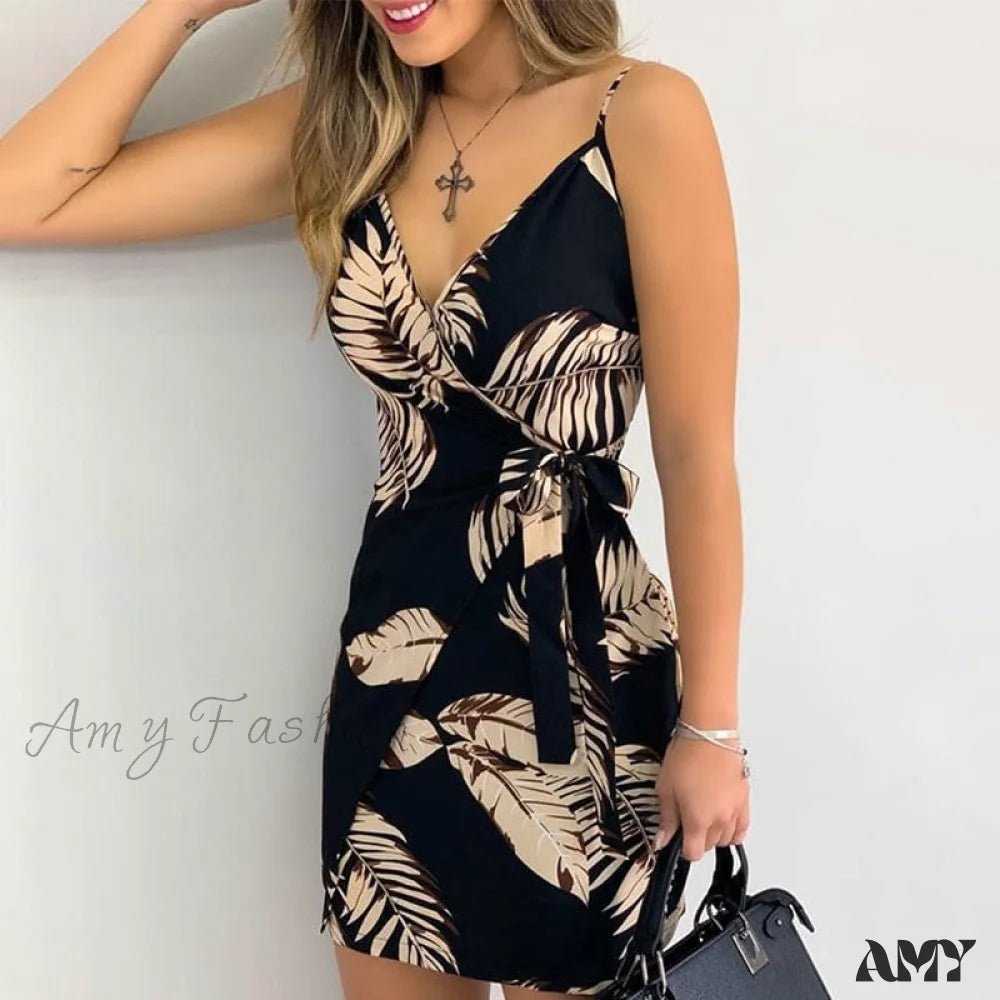 Amy Fashion - Holiday Floral Leaves Print Bodycon V-neck Mini Dress